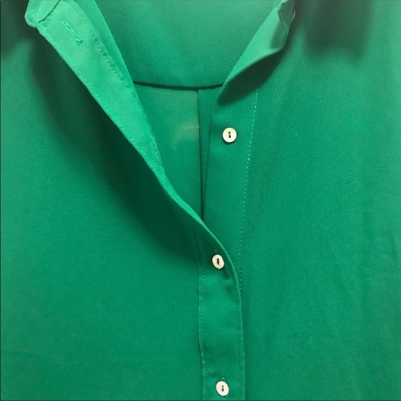 H&M Green Button Up Tank - Picture 2 of 3